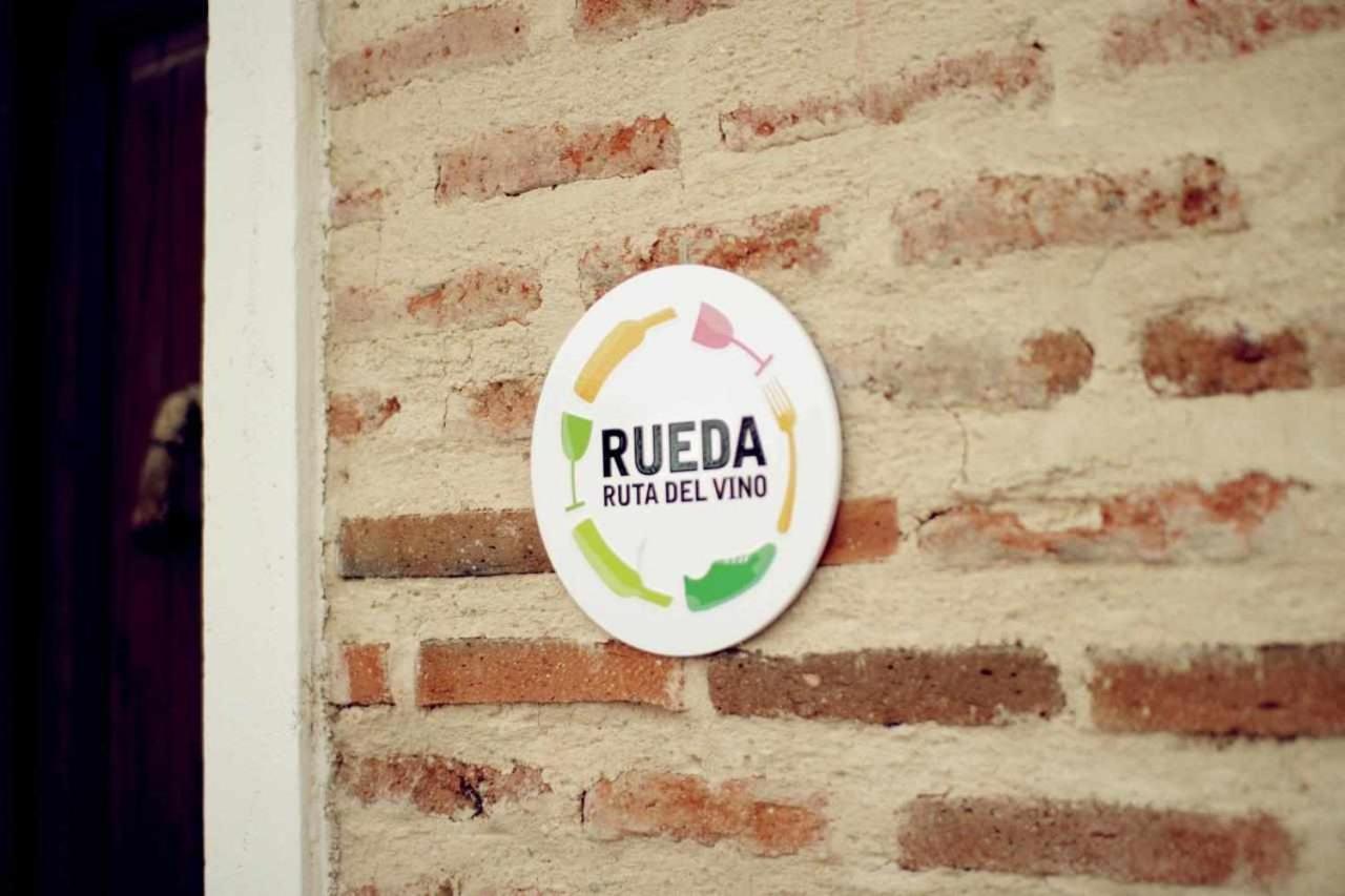 La Casona De Tia Victoria Villa Rueda Exterior photo